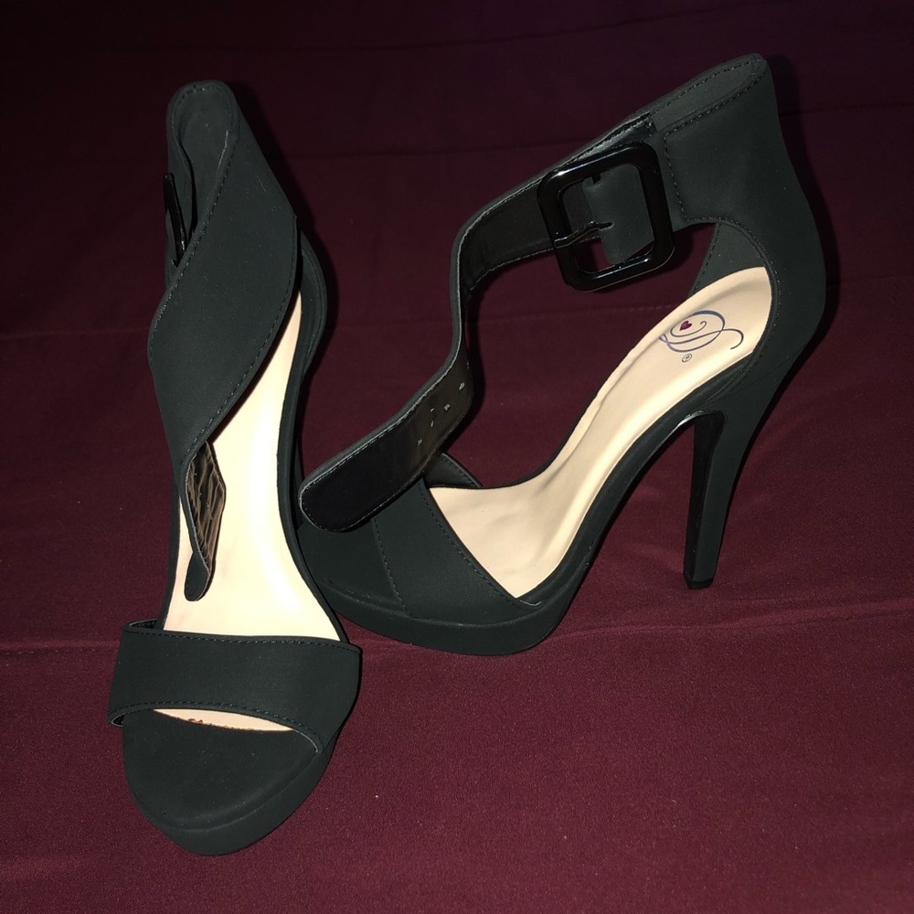 Black High Heels